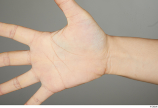 Aera hand 0004.jpg